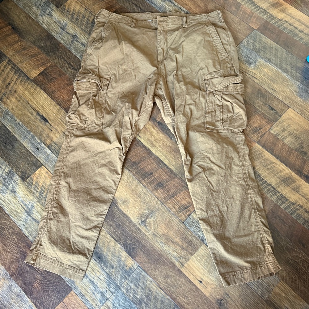 Gap cargo pants